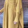 cape tricot femme maroc carreaux jaune2