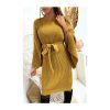 magnifique robe pull moutarde avec ceinture et ouvert aux manches