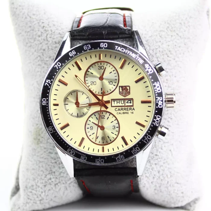 Montre Carrera Tag Heuer Noir Calibre 16 Cuire Noir Interieur B maroc prix solde promo reelle Montre Carrera Tag Heuer Noir Calibre 16 Cuire Noir Interieur B maroc prix solde promo reelle
