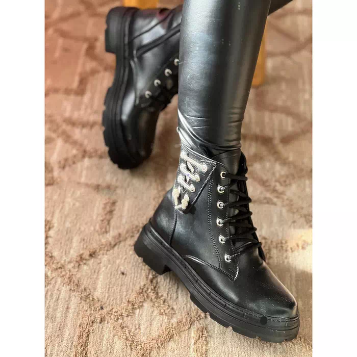 bottine chaussure femme cuir noir lacet sur le coté chic livraison gratuite tout le maroc bottine chaussure femme cuir noir lacet sur le coté chic livraison gratuite tout le maroc